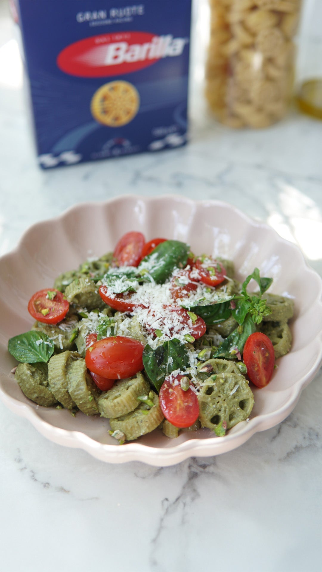 Antep Fıstığı Pestolu, Domatesli ve Limonlu Barilla Gran Ruote